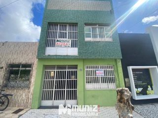 Aluga-se Excelente Casa para Residência ou Comercio no bairro São José