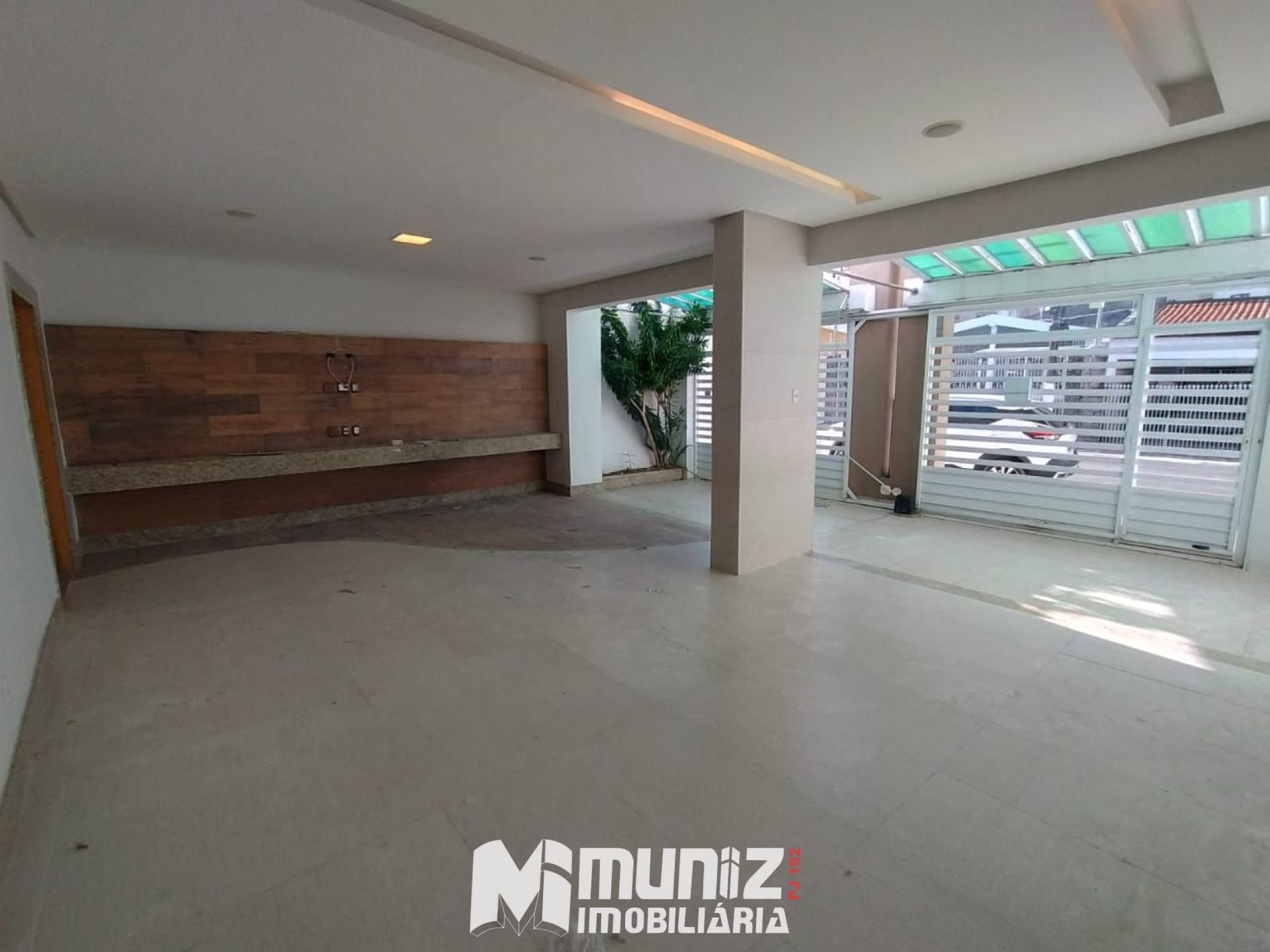 Apartamento Para Vender com 4 quartos 2 suítes no bairro Luzia em Aracaju