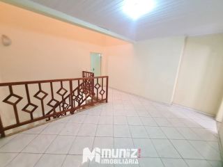 Casa Ampla Disponível Para Aluguel Na Avenida Carlos Burlamarqui