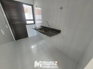 Casa Para Alugar com 2 quartos 1 suíte no Condomínio Marine Residence