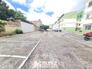 ALUGA-SE APTO NO COND. PRAIA DO NORDESTE