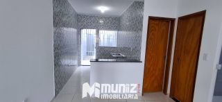 VENDE-SE CASA SEMI NOVA NO SANTA CECILIA