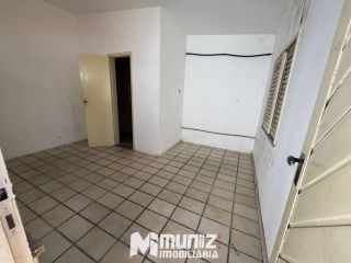 Imóvel Comercial Completo na Av. Hermes Fontes – Ideal Para Empresas e Clínicas