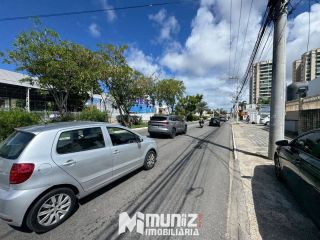 Imóvel Comercial Completo na Av. Hermes Fontes – Ideal Para Empresas e Clínicas