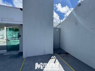 Imóvel Comercial Completo na Av. Hermes Fontes – Ideal Para Empresas e Clínicas