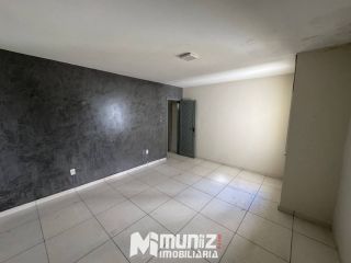 Imóvel Comercial Completo na Av. Hermes Fontes – Ideal Para Empresas e Clínicas