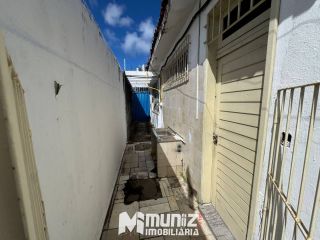 Imóvel Comercial Completo na Av. Hermes Fontes – Ideal Para Empresas e Clínicas