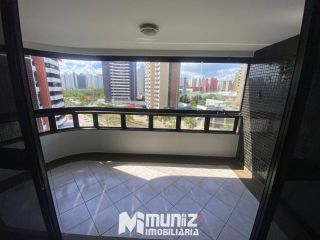 Apartamento Para Vender com 4 quartos 3 suítes no bairro Jardins em Aracaju