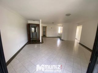 Apartamento Para Vender com 4 quartos 3 suítes no bairro Jardins em Aracaju