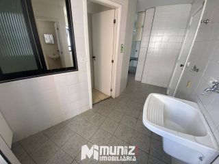 Apartamento Para Vender com 4 quartos 3 suítes no bairro Jardins em Aracaju
