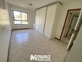 Apartamento Para Vender com 4 quartos 3 suítes no bairro Jardins em Aracaju