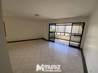 Apartamento Para Vender com 4 quartos 3 suítes no bairro Jardins em Aracaju