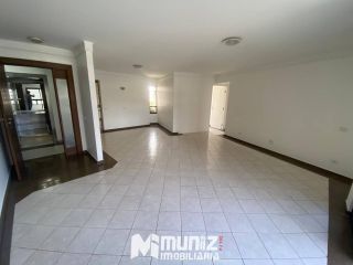 Apartamento Para Vender com 4 quartos 3 suítes no bairro Jardins em Aracaju