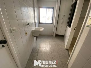 Apartamento Para Vender com 4 quartos 3 suítes no bairro Jardins em Aracaju