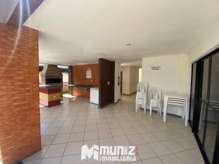 Apartamento Para Alugar com 3 quartos 1 suítes no bairro Aruana: SemiMobiliado em Aracaju