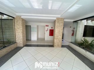 Apartamento Para Alugar com 3 quartos 1 suítes no bairro Aruana: SemiMobiliado em Aracaju