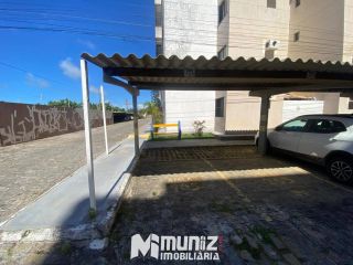 Apartamento Para Alugar com 3 quartos 1 suítes no bairro Aruana: SemiMobiliado em Aracaju