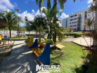 Apartamento Para Alugar com 3 quartos 1 suítes no bairro Aruana: SemiMobiliado em Aracaju