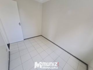 ALUGA-SE APTO NO COND. PRAIAS DO CARIBE