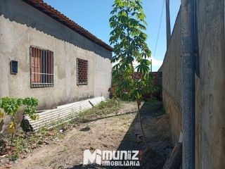 VENDE-SE  CASA  COM ÁREA VERDE  EM ESTÂNCIA/SE