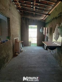 VENDE-SE  CASA  COM ÁREA VERDE  EM ESTÂNCIA/SE