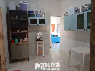 VENDE-SE  CASA  COM ÁREA VERDE  EM ESTÂNCIA/SE
