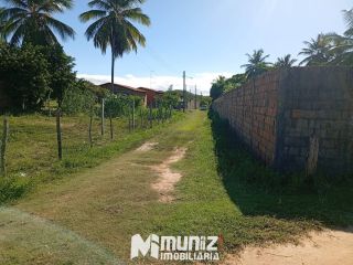 VENDE-SE  CASA  COM ÁREA VERDE  EM ESTÂNCIA/SE