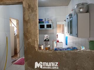 VENDE-SE  CASA  COM ÁREA VERDE  EM ESTÂNCIA/SE