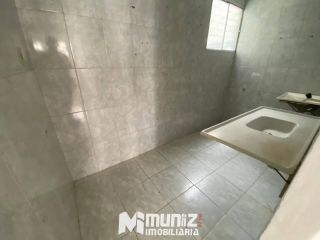 ALUGA-SE APARTAMENTO NO COND. PRAIAS DE SERGIPE, R$1.100,00 JÁ C/ O COND.