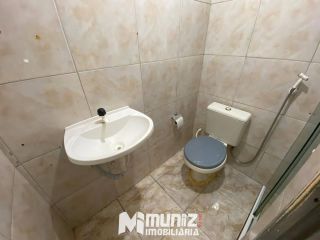 ALUGA-SE APARTAMENTO NO COND. PRAIAS DE SERGIPE, R$1.100,00 JÁ C/ O COND.