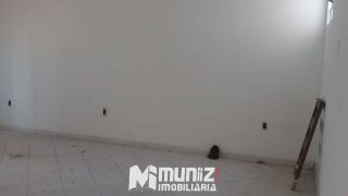 vende-se casa na Antonio Fontes Pitanga, em frente ao colegio Arqui da Farolandia