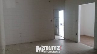 vende-se casa na Antonio Fontes Pitanga, em frente ao colegio Arqui da Farolandia