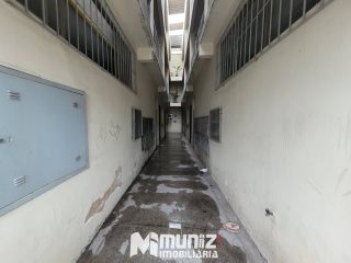 vende-se prédio residencial na Avenida Hermes Fontes
