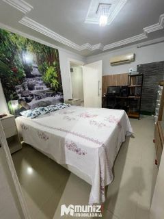 vende-se casa com piscina e 01 escritório ao lado no bairro Suissa