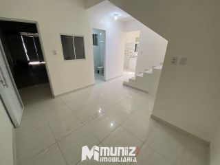 Casa Para Alugar no bairro Aruana em Aracaju.
