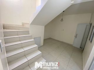 Casa Para Alugar no bairro Aruana em Aracaju.