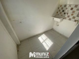 Casa Para Alugar no bairro Aruana em Aracaju.