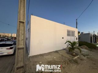 Casa Para Alugar com 3 quartos no bairro Aruana em Aracaju