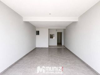 Casa Para Alugar com 3 quartos no bairro Aruana em Aracaju