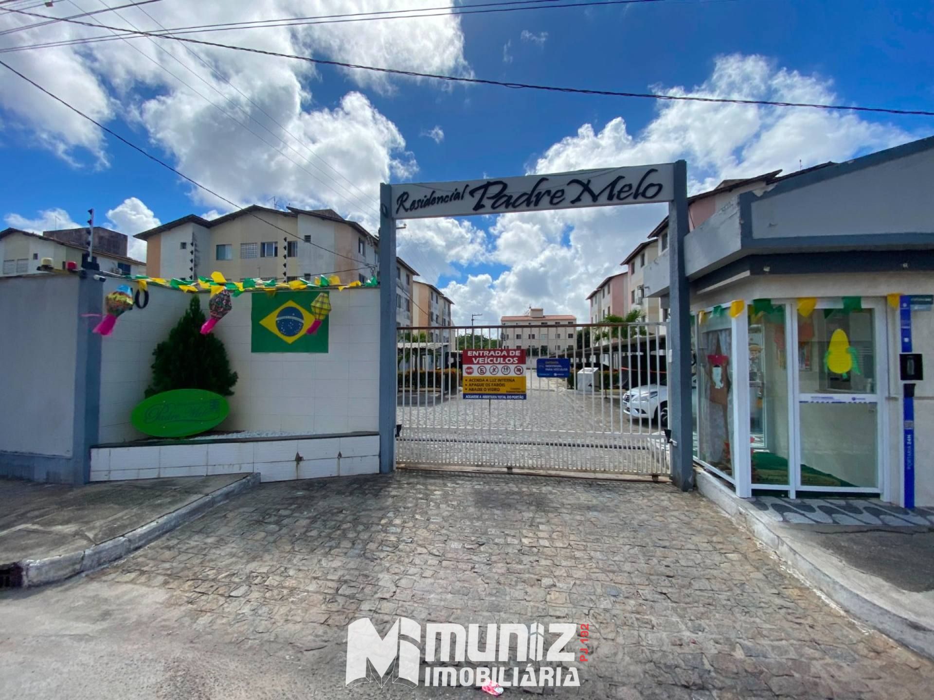 Apartamento para Alugar no Bairro Farolândia em Aracaju