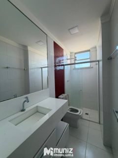 VENDE-SE EXCELENTE APARTAMENTO NO EDF. FLORENÇA MED.125 M²