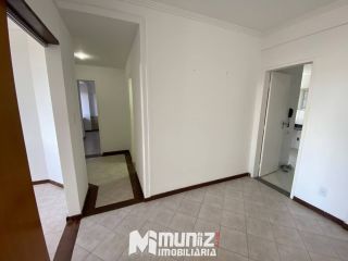 Apartamento Para Alugar com 3 quartos, sendo 1 suíte no bairro Coroa do Meio em Aracaju