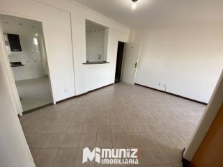 Apartamento Para Alugar com 3 quartos, sendo 1 suíte no bairro Coroa do Meio em Aracaju