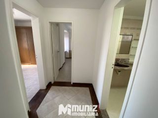 Apartamento Para Alugar com 3 quartos, sendo 1 suíte no bairro Coroa do Meio em Aracaju