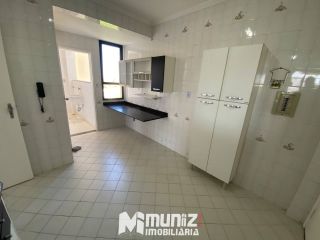 Apartamento Para Alugar com 3 quartos, sendo 1 suíte no bairro Coroa do Meio em Aracaju