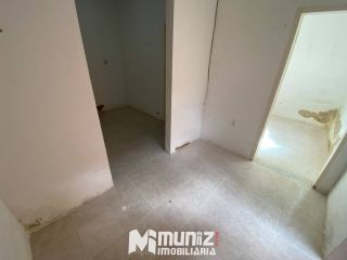 vende-se casa no Condominio Tenente Coronel dos Anjos