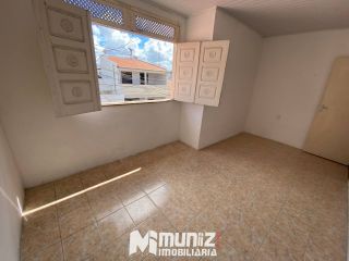 vende-se casa no Condominio Tenente Coronel dos Anjos