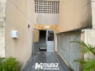 ALUGA-SE APARTAMENTO NO COND. ALPHA CLASS