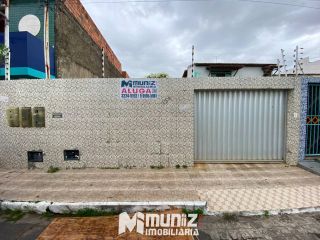 Casa Para Alugar com 2 quartos no bairro Aeroporto em Aracaju!