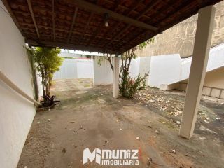 Casa Para Alugar com 2 quartos no bairro Aeroporto em Aracaju!